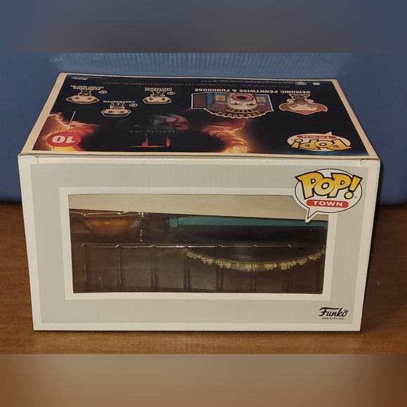 Funko Pop Towns-Demonic Pennywise+Funhouse - Picture 10 of 12
